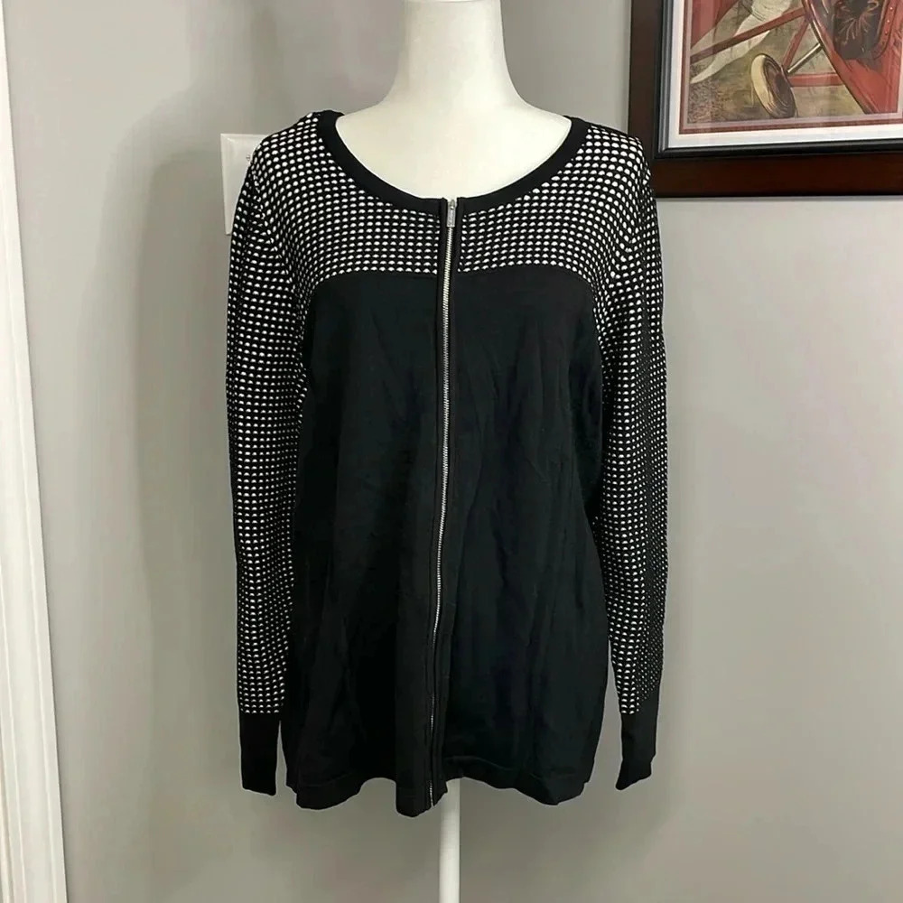 Calvin Klein Woman Zippered Cardigan NEW Black and White Sweater Size 1X